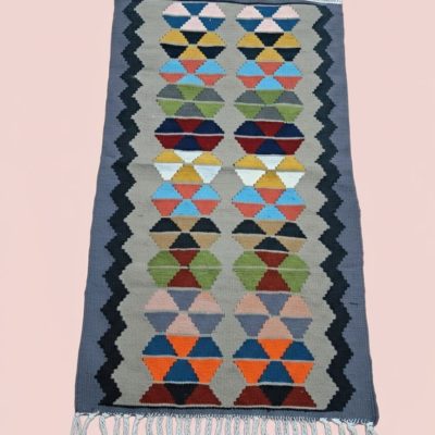 گلیم دستبافت نخ اکریلیک کد۱۳۲۰