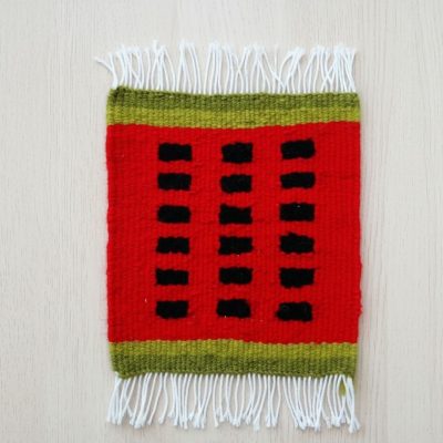 زیرلیوانیآجیل یا زیرلیوانی دستبافت گلیم کد۷۷۵۱